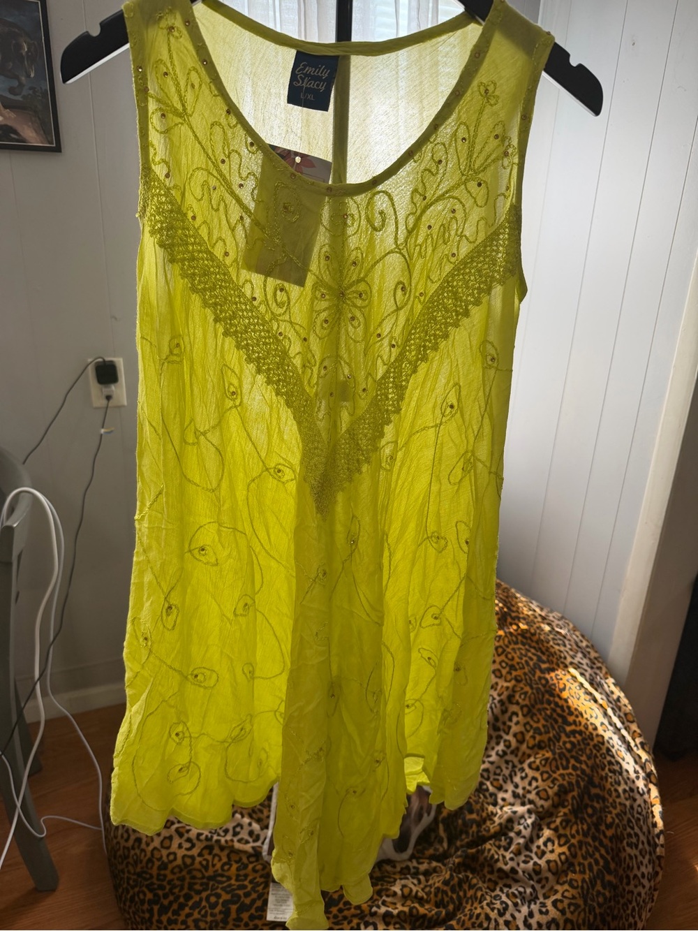 Emily Stacy Lime Green Embroidered Sleeveless V-Neck Dress L/XL NWT Fairy Boho